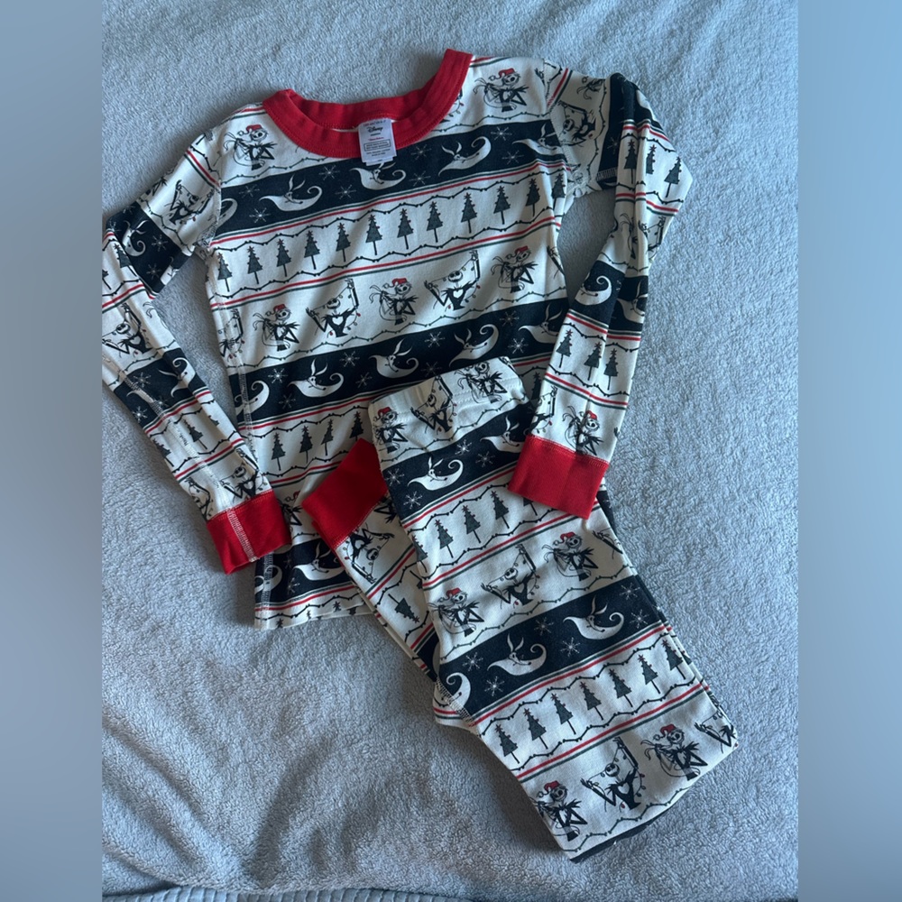 Hanna Anderson1 Disney Nightmare Before Christmas Pajama Set - Black, White, Red
